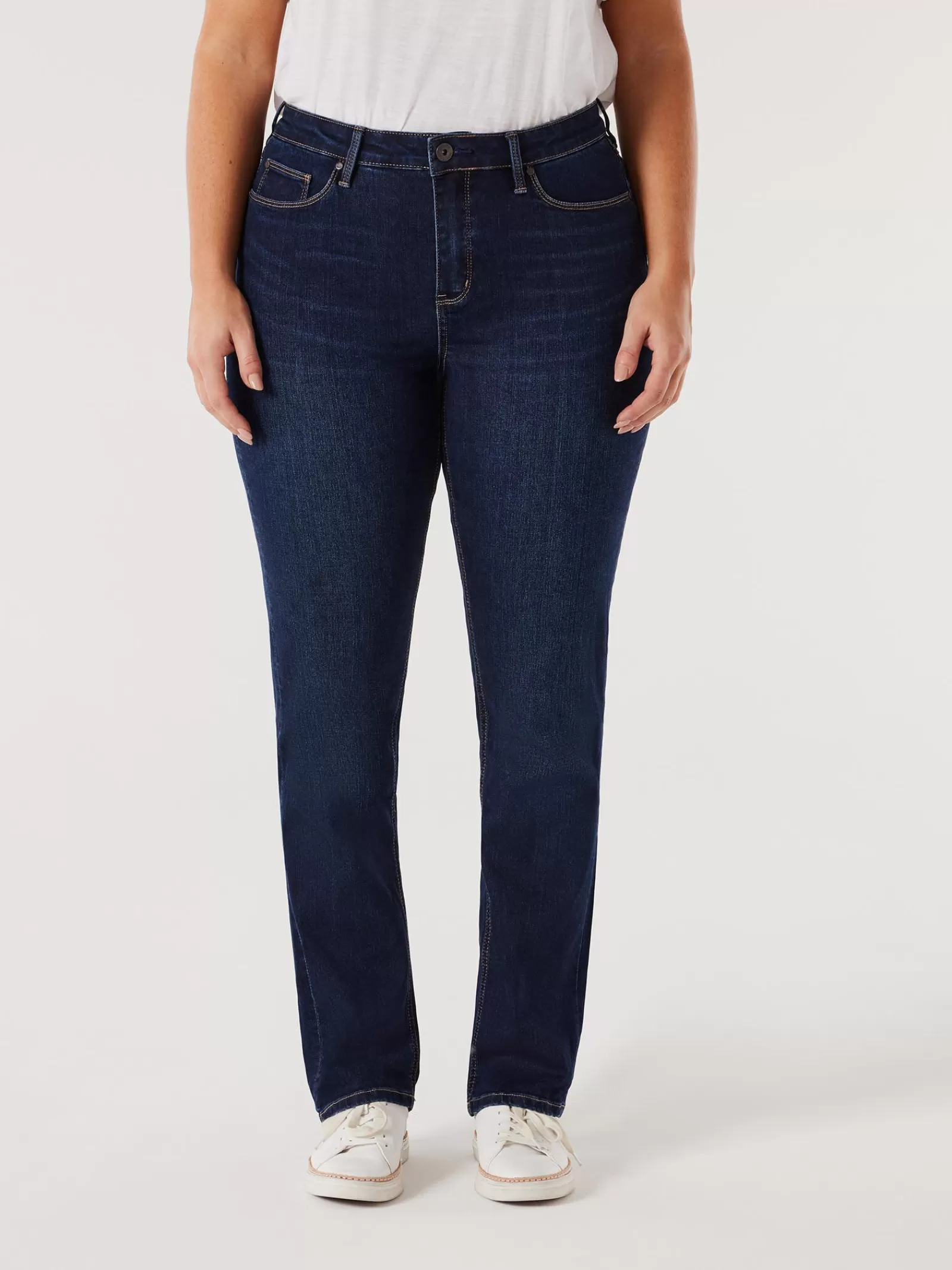 Curve Slim Straight Jeans | Jeanswest Shop