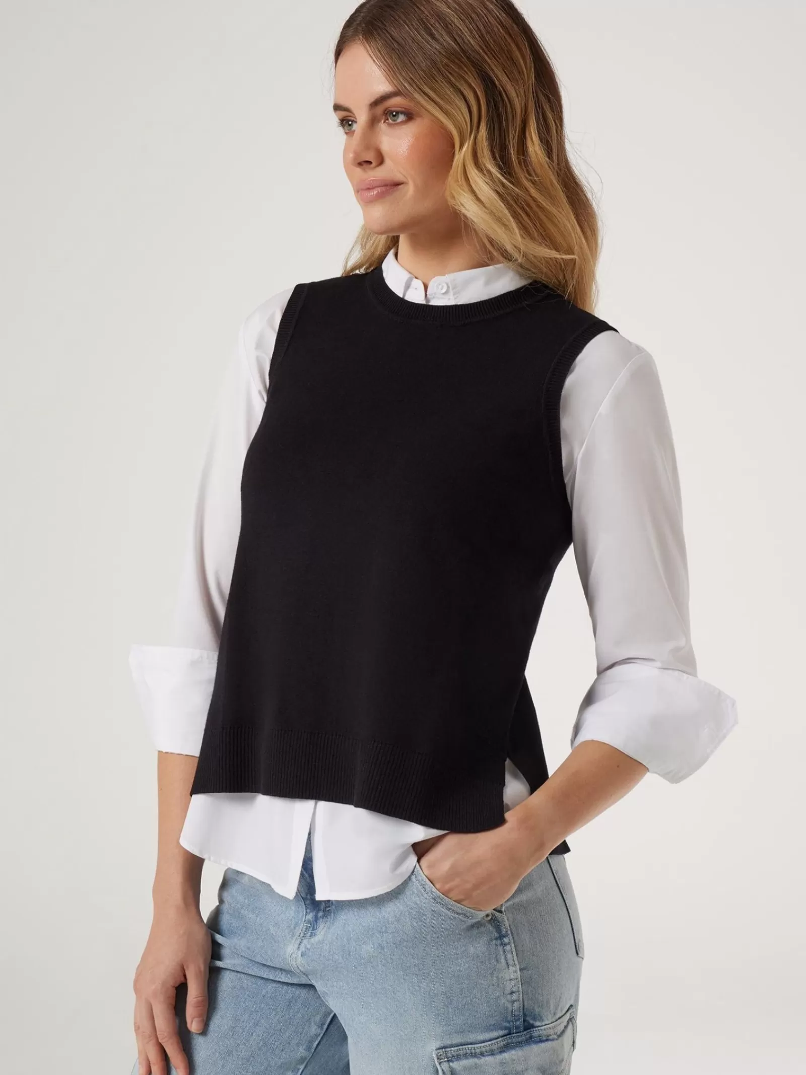 genevieve_split_back_vest_2-1.webp Genevieve Split Back Vest | Jeanswest Shop