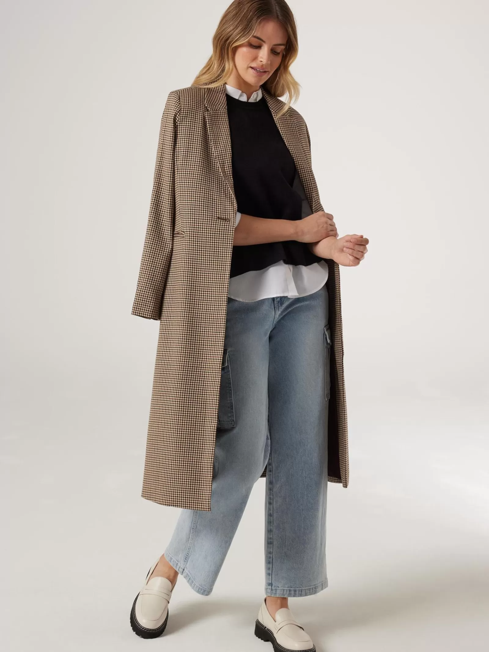 genevieve_split_back_vest_4-1.webp Genevieve Split Back Vest | Jeanswest Shop