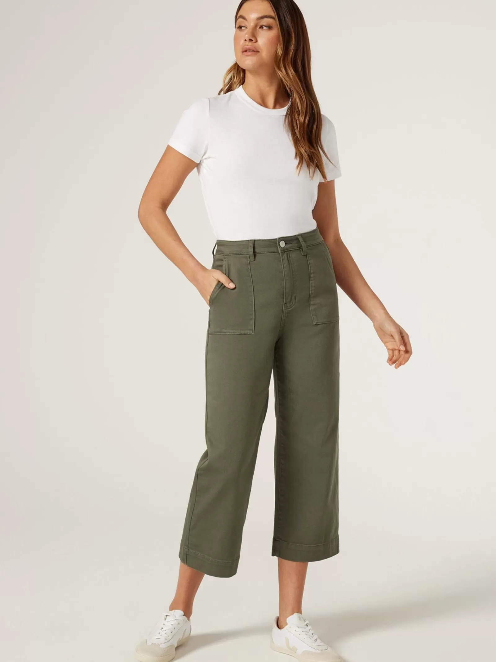 kelsey_utility_relaxed_capri_4.webp Kelsey Utility Relaxed Capri | Jeanswest Outlet